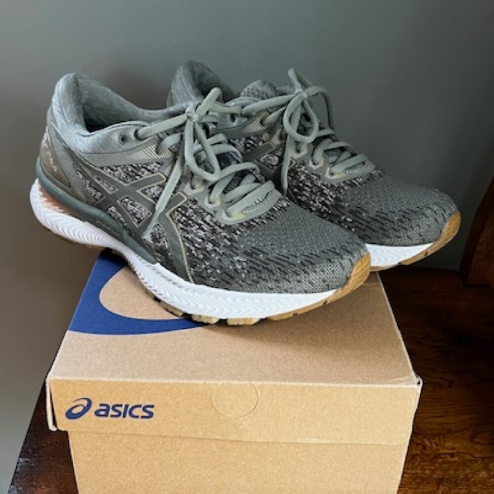 ASICS Women's GEL-NIMBUS 22 Running Shoes, Size 10, Color Sage Green